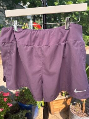 Nike Dri-FIT Running 3” Shorts Mauve Purple Women’s XL